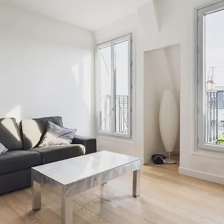 Hostnfly - Design With Balconies Near Pere Lachaise